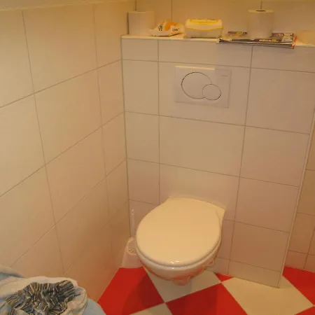 - Rmu185 By Interhome רמסאו אם דכשטיין